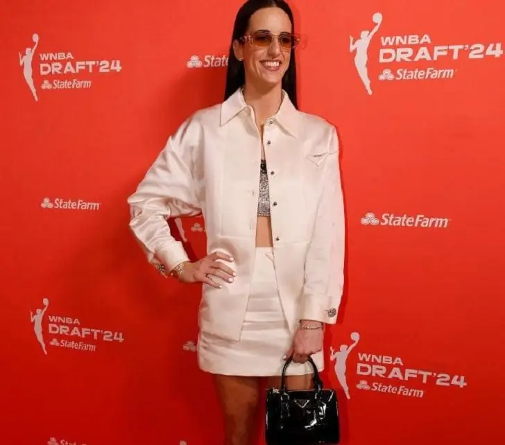 All about Caitlin Clark dress worth $17,000 for 2024 WNBA draft.