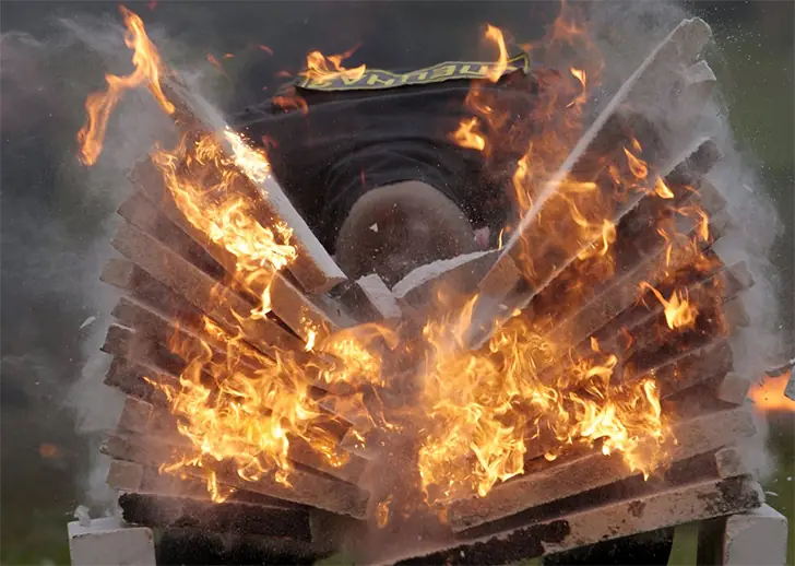 Belarussian Interior Ministry’s Special Unit: Flaming Concrete Head Butts