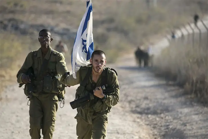 Israeli Soldiers: Marching 43 Miles Through the Desert